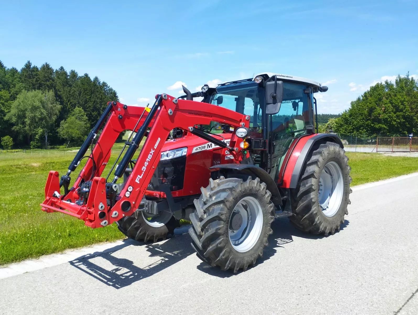 Massey Ferguson 4709 M Traktor 54 500 €