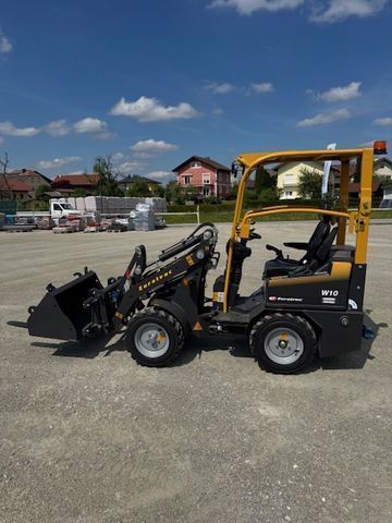 Eurotrac w10 Wheel loader €18,900