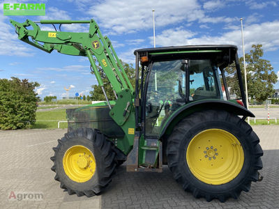 E-FARM: John Deere 5620 - Tractor - id ZSLPLUC - €37,815 - Year of construction: 2006 - Engine hours: 6,700,Engine power (HP): 72,Germany