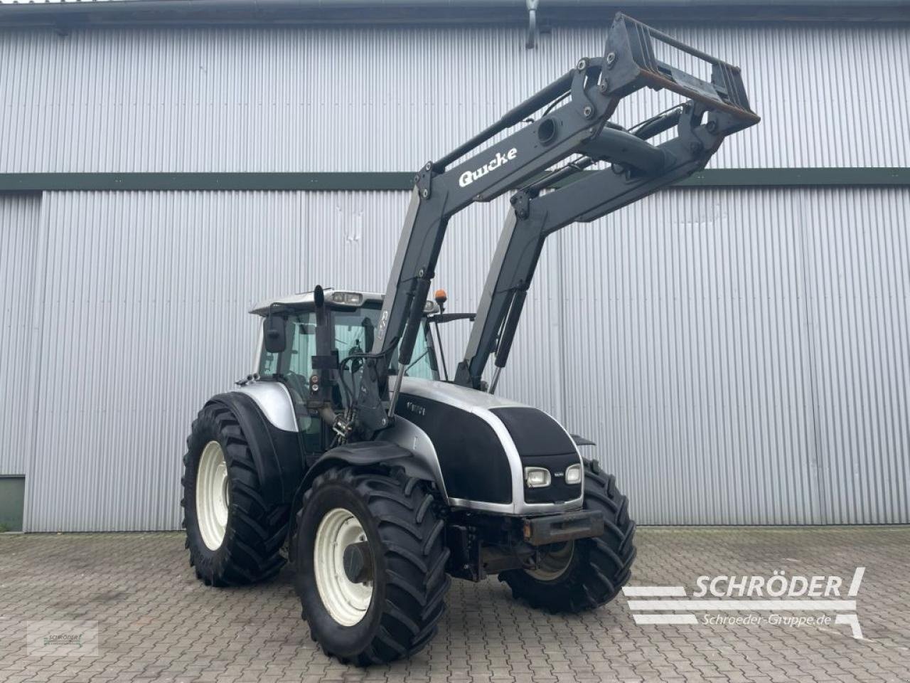 Valtra T 170 tractor €39,500