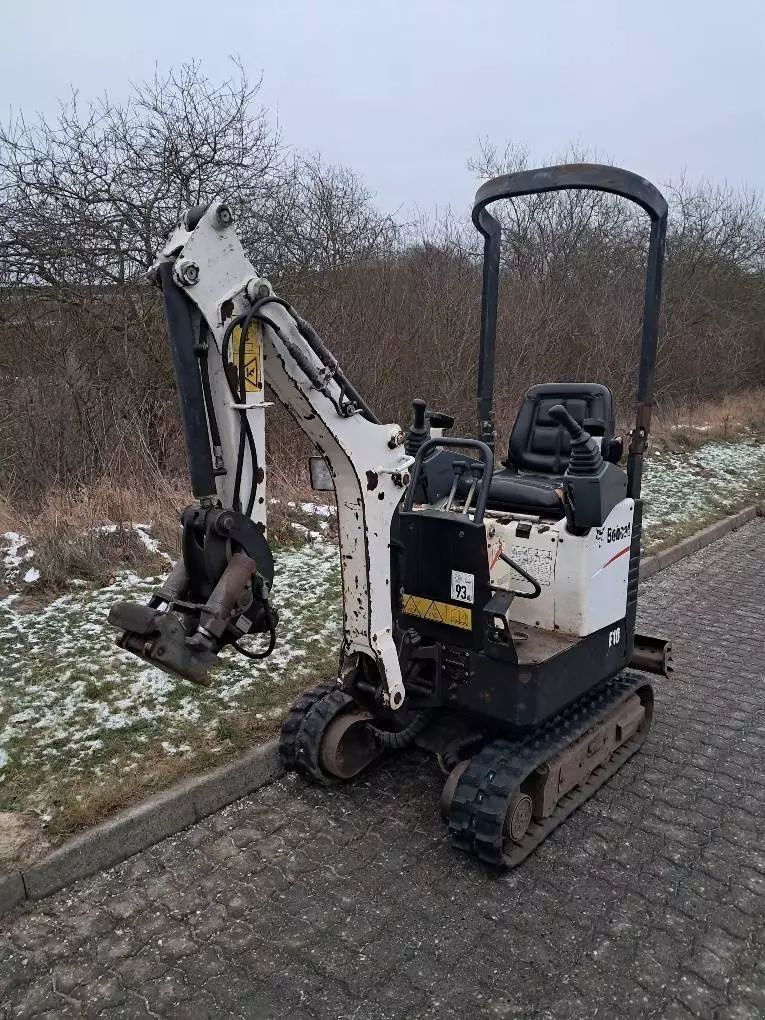 Bobcat e 10 Koparka 11 043 €