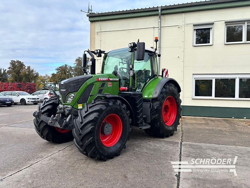 Fendt 724 Vario ProfiPlus Tractor €163,885
