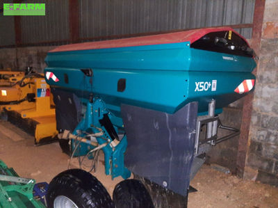 E-FARM: sulky x50+ - Fertiliser spreader - id SJM1SDP - €7,500 - Year of construction: 2016 - France