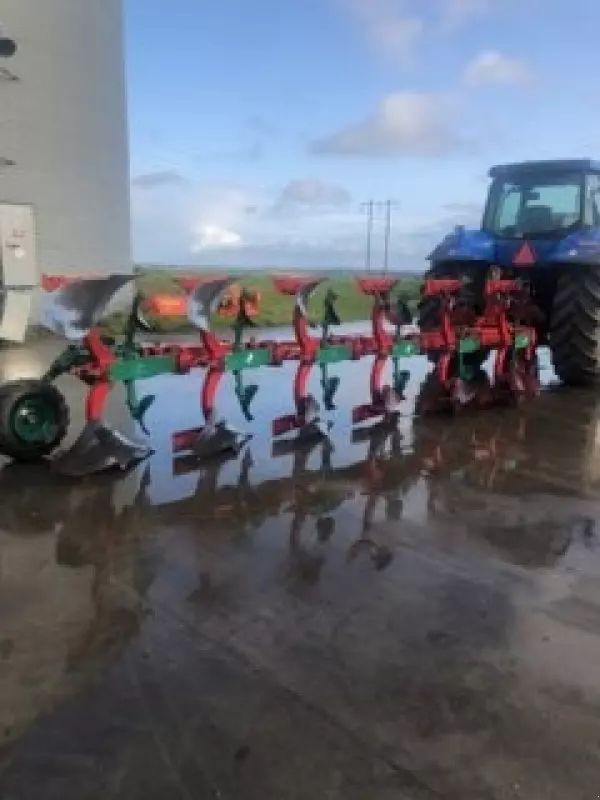 Kverneland EG 100/300 Plough €21,411