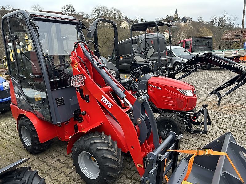 Toyo 826-cab Kompaktlader 21.848 €
