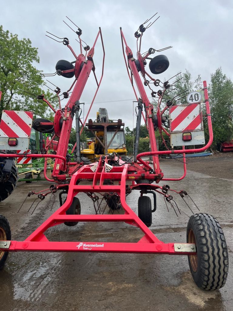 Kverneland 8076 Tedder €6,033