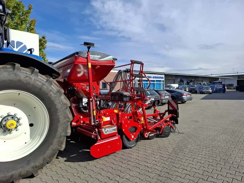 Kverneland e-drill mit s-serie kreiselegge Drilling machine combination €47,900