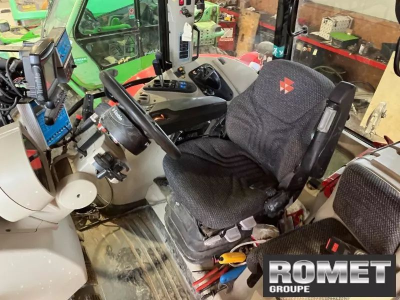 E-FARM: Massey Ferguson 7716S Efficient - Traktor - id 5NVW3D9 - 67.650 € - Baujahr: 2019 - Abgelesene Motorstunden: 4.400,Motorleistung (PS): 160,Frankreich