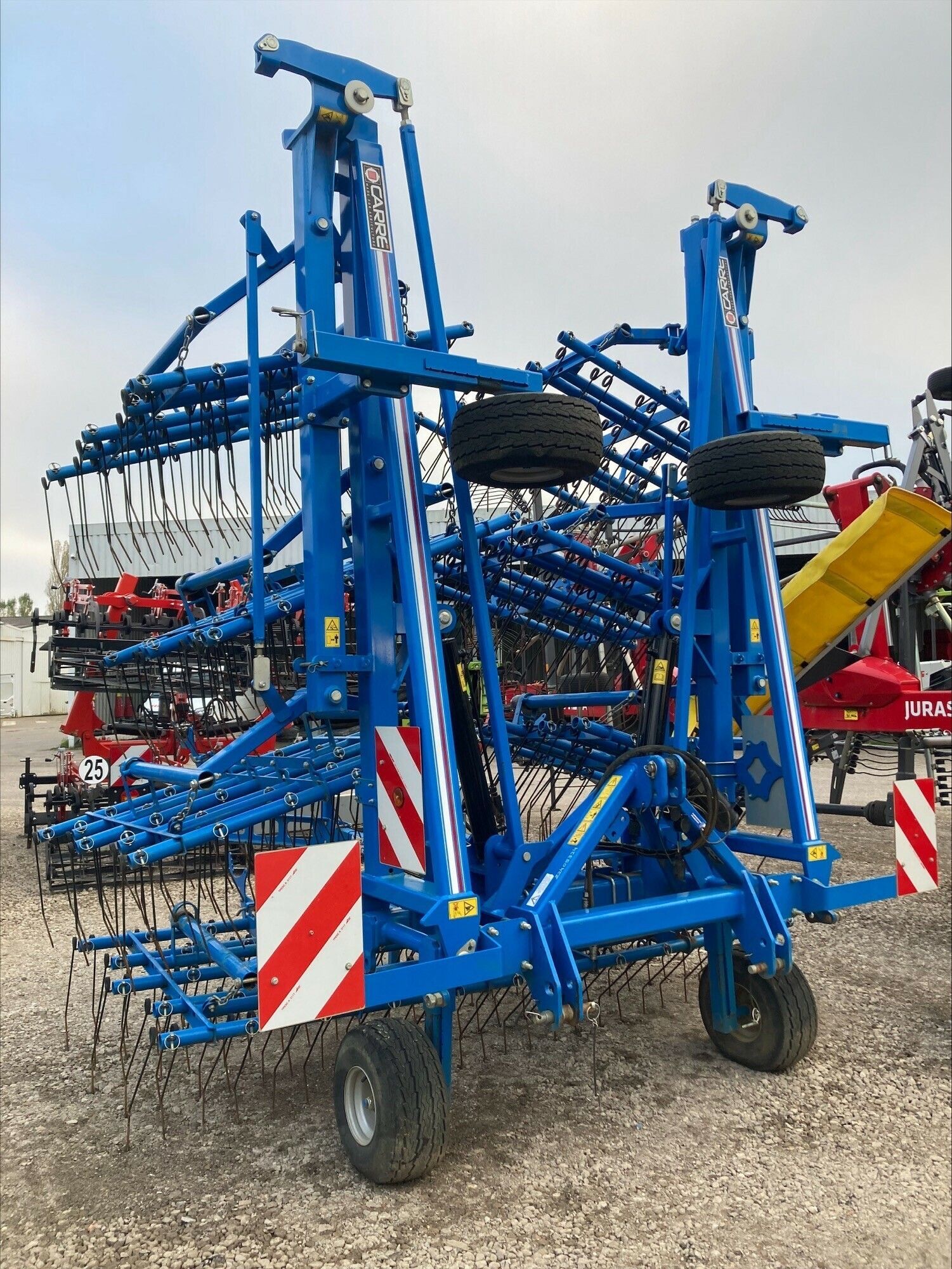 E-FARM: Carré etrille 12m - Herse rotative - id QD8QEIQ - 6 900 € - Année: 2017