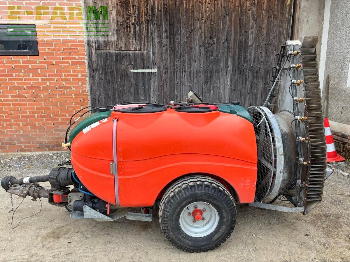 Gyümölcsös és szőlőültetvények felszerelései egyéb 5400 EUR