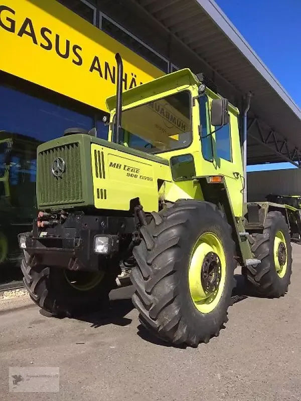 E-FARM: Mercedes-Benz Trac 900 - Tractor - id PLTDNTR - 69.999 € - Año: 1991 - Horas: 10.262,Potencia del motor: 90,Alemania