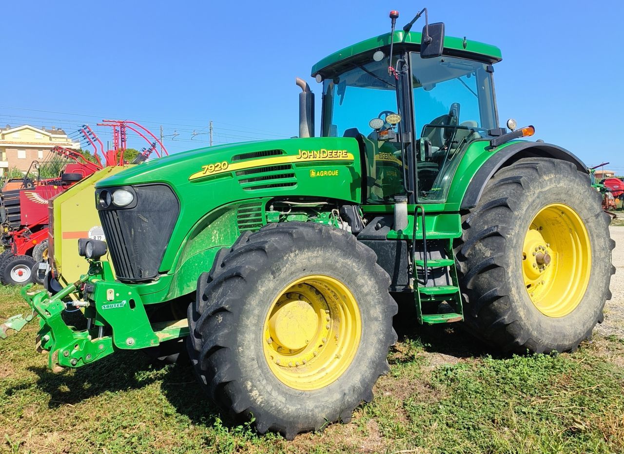 John Deere 7920 Traktor 60 000 €