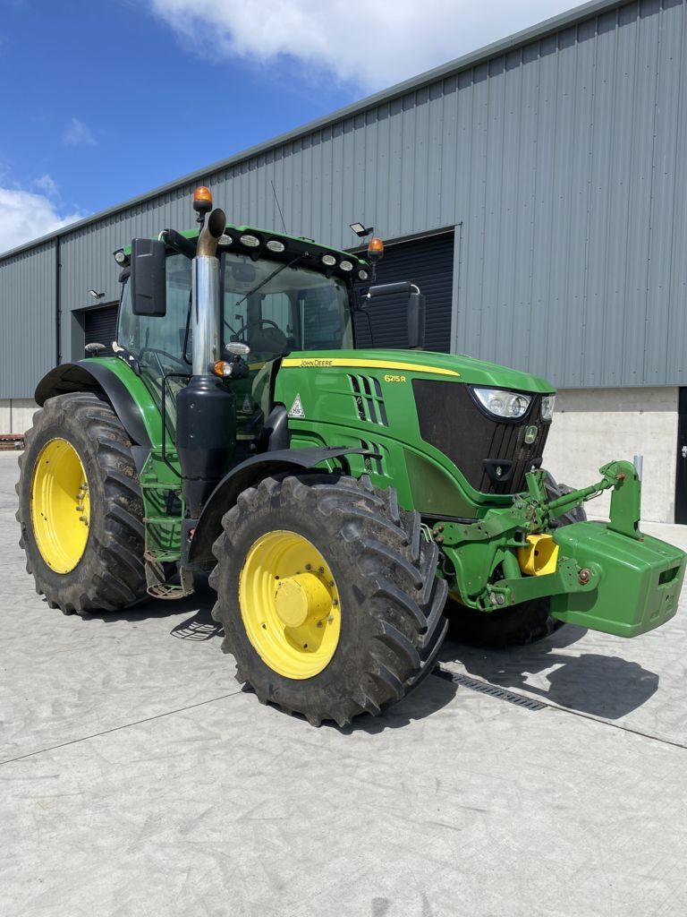 John Deere 6215 R Tractor €94,645