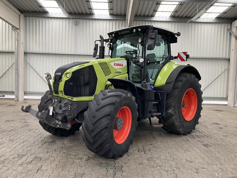Claas Axion 870 Traktor 79 900 €