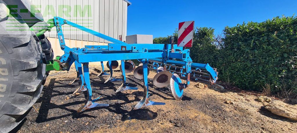 E-FARM: Lemken smarag - Cultivateur - id SHFRFQ4 - 4 000 € - Année: 2005 - France
