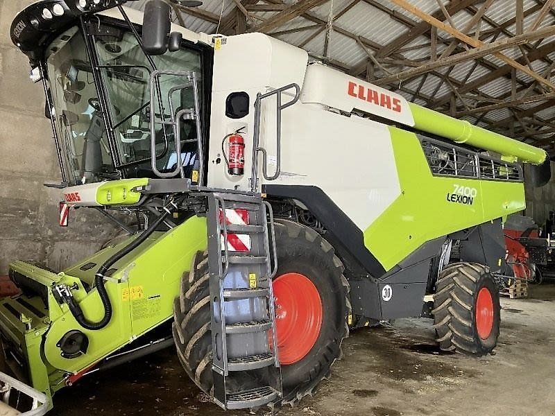 Claas Lexion 7400 Moissonneuse-batteuse