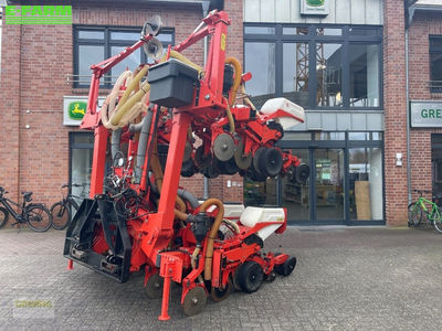 E-FARM: Kuhn Maxima 2 M - Precision drill - id AJXUVEV - €15,950 - Year of construction: 2015 - Germany