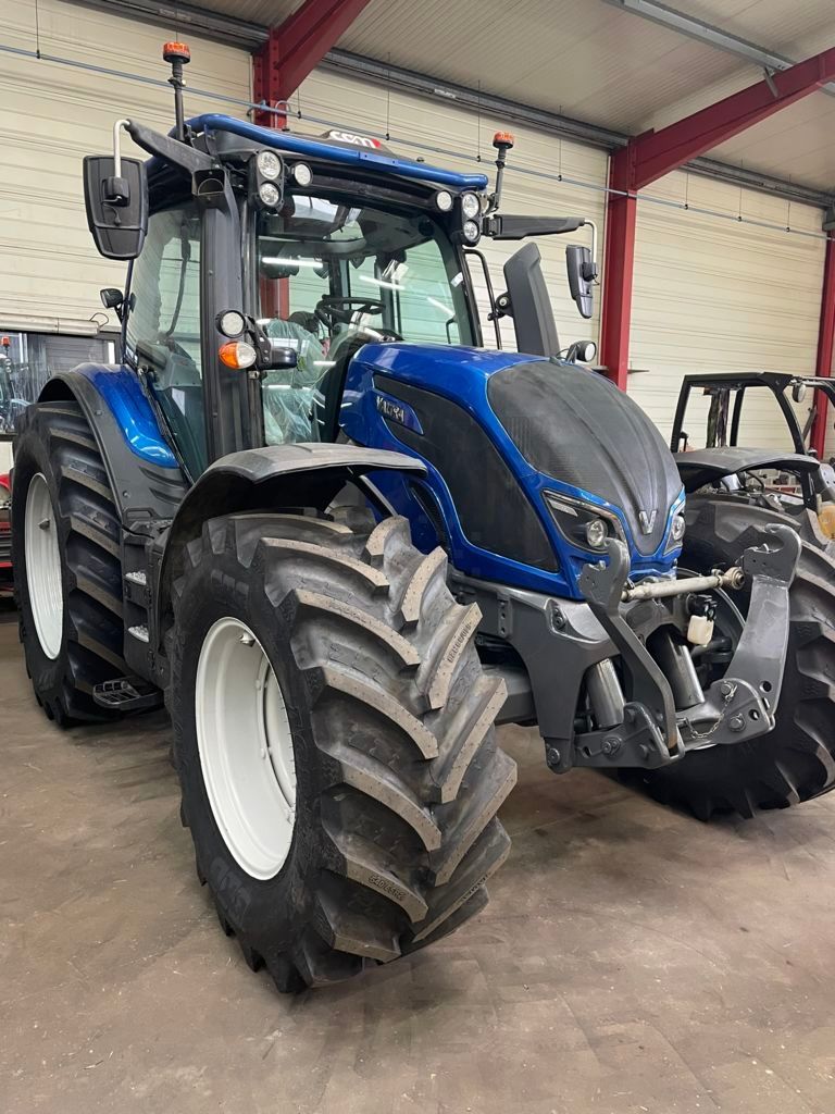 E-FARM: Valtra N174 Direct - Tracteur - id Y5HRMJS - 75 000 € - Année: 2019 - Lecture du nombre d'heure: 5 200,Puissance du moteur (chevaux): 180,France