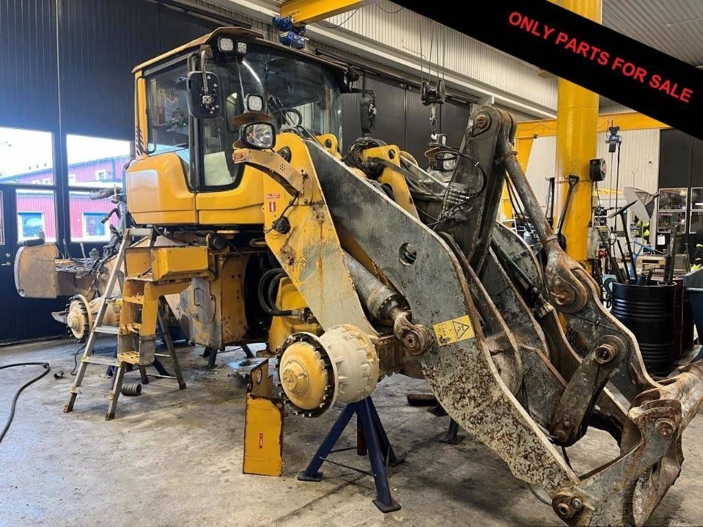 E-FARM: VOLVO l 120 g dismantled. only sold as spare parts - Wheel loader - id 5I6M8A7 - Year of construction: 2013 - Sweden