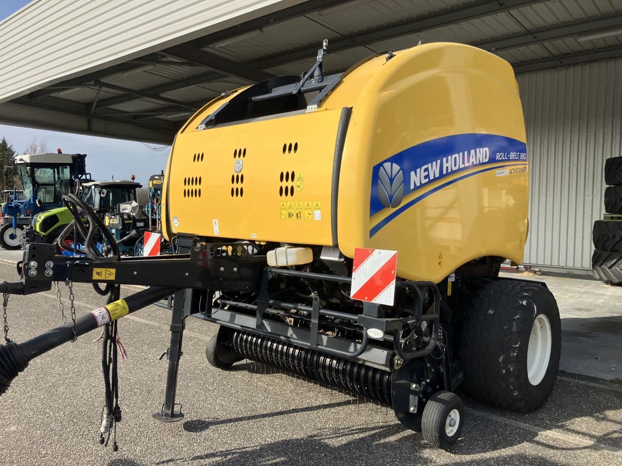 New Holland rollbelt 180 activesweep Baler €19,500