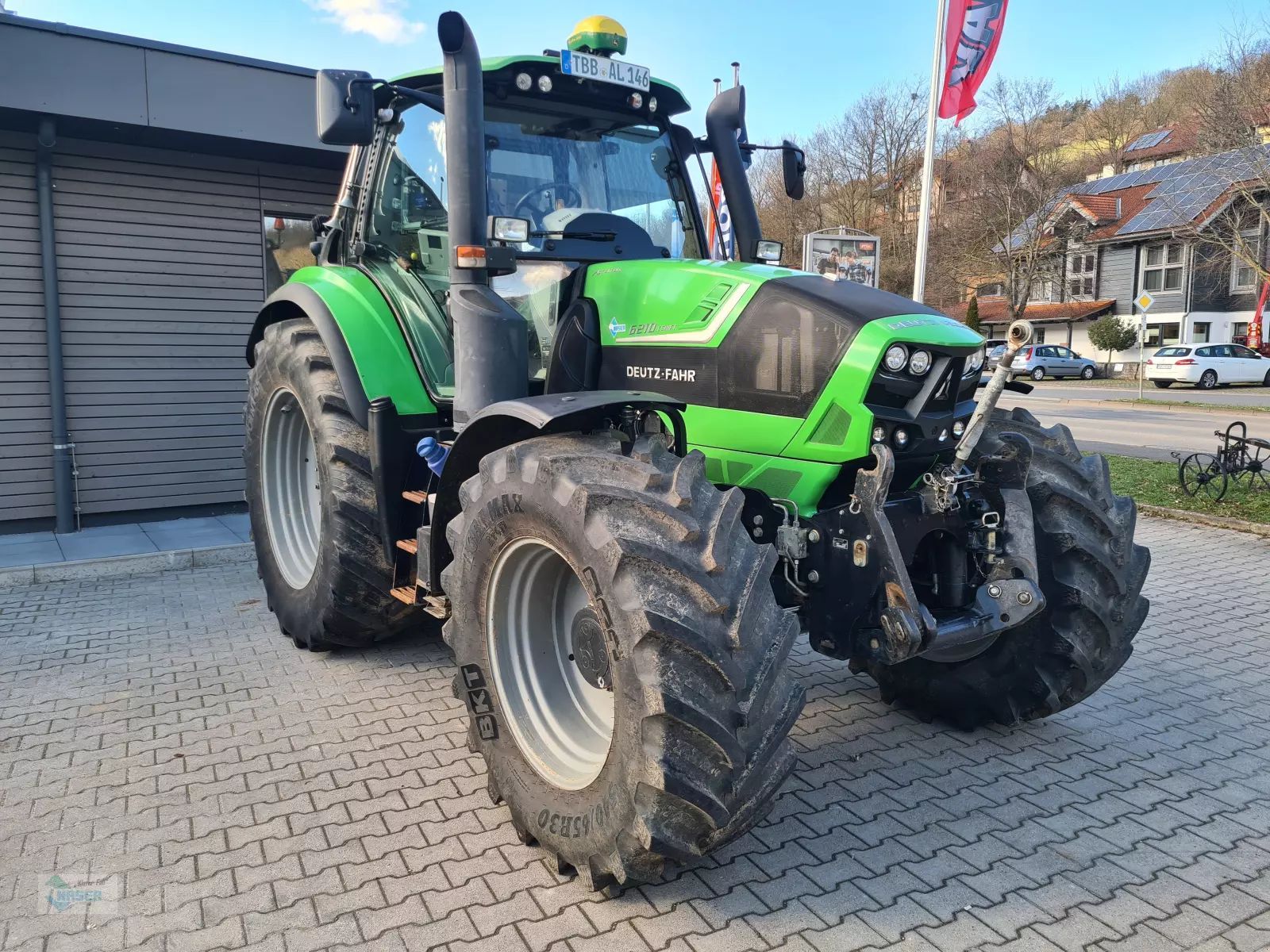 Deutz-Fahr 6210 CShift Agrotron Traktor 58.740 €
