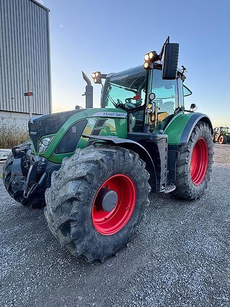 Fendt 722 Vario Profi Plus Tractor 67.667 EUR