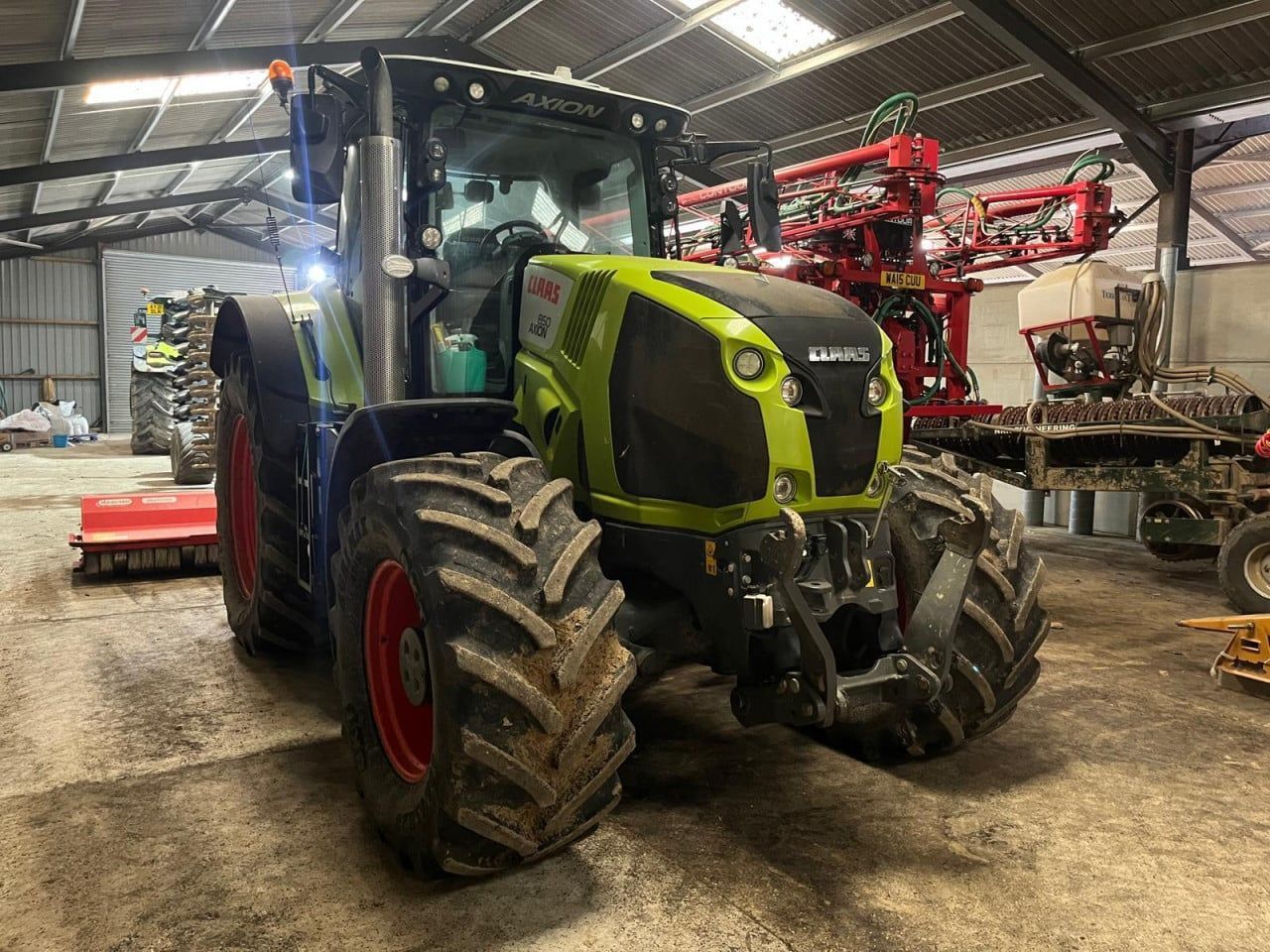Claas Axion 850 Traktor
