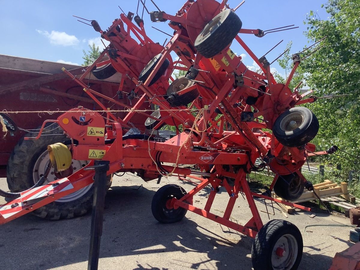 Kuhn GF 8702 T Kreiselheuer 5.500 €