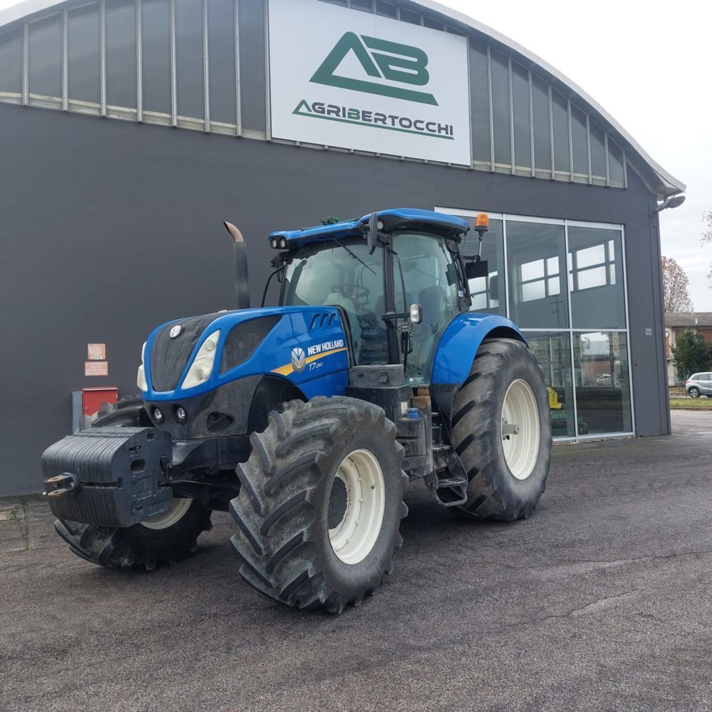 New Holland T7.260 Трактор 66 000 €