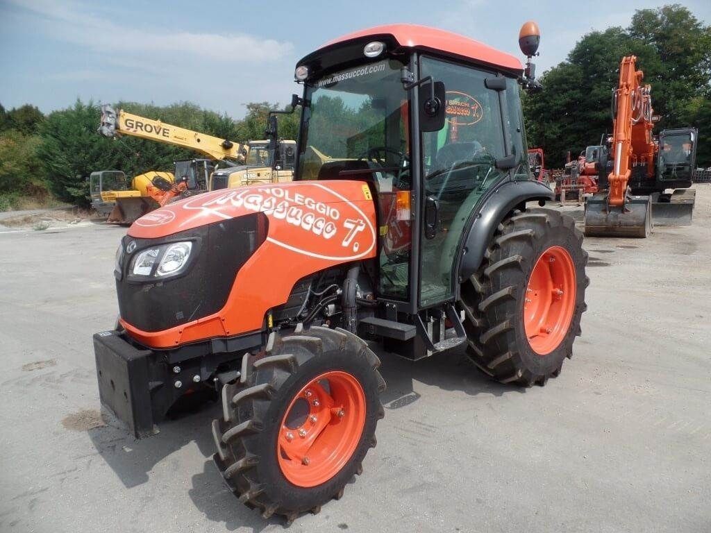 Kubota M 8540 N Equipamiento municipal