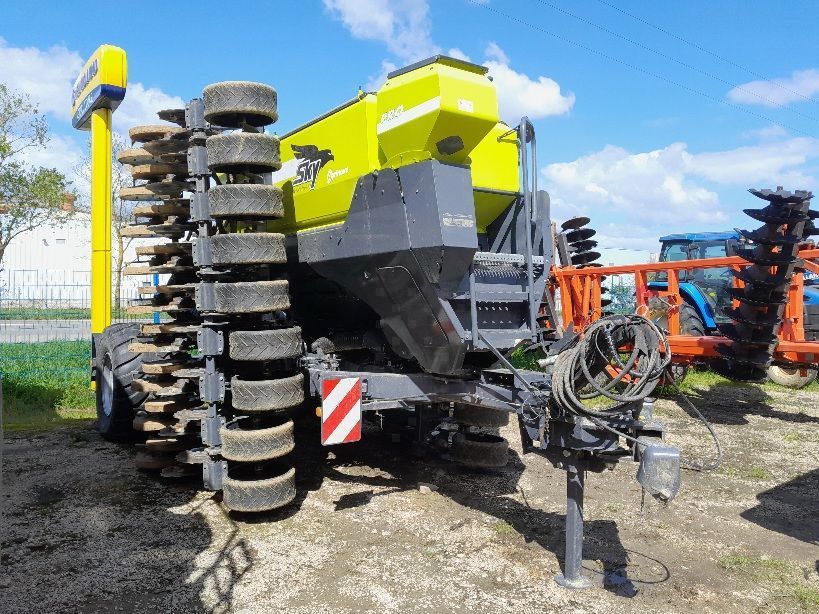 E-FARM: Sky easydrill w 6 hd pro - Прямой высев - id VXICKLY - 69 000 € - Год выпуска: 2019 - Франция
