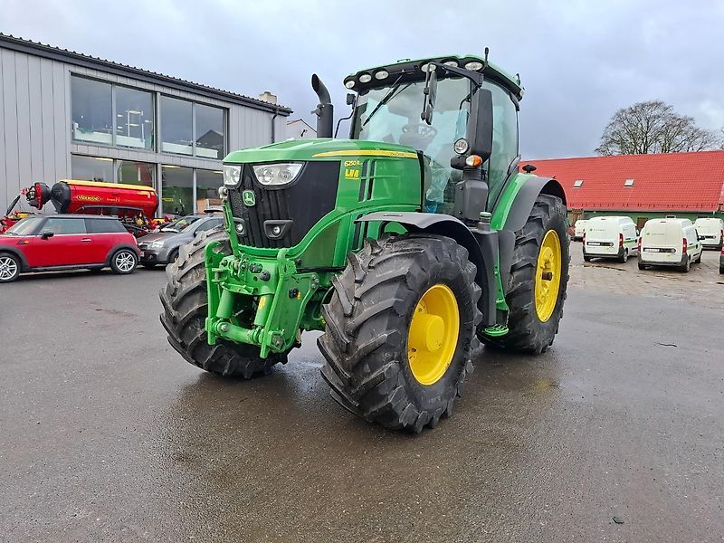 John Deere 6250R Tractor €114,121