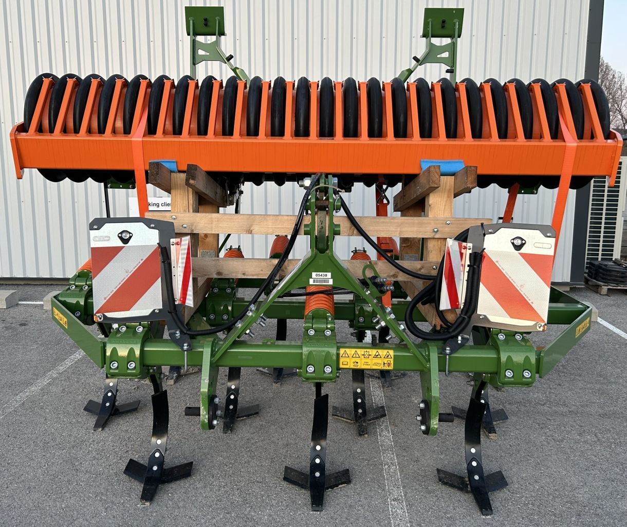 E-FARM: Amazone Cenius 3003 Super - Cultivador - id 2FDZZFR - Año: 2024 - Francia
