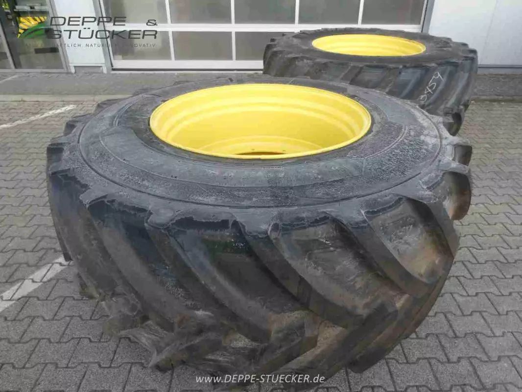 E-FARM: MICHELIN vf900/60r42 axiobib2 - Kolesa in gosenica - id 9T2ERVT - 18.240 € - Nemčija