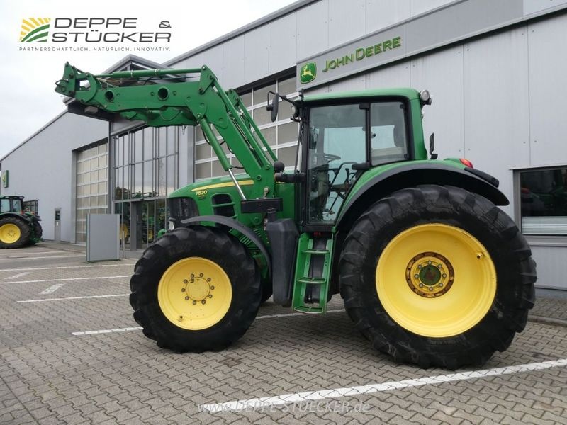 John Deere 7530 Premium tractor €66,900