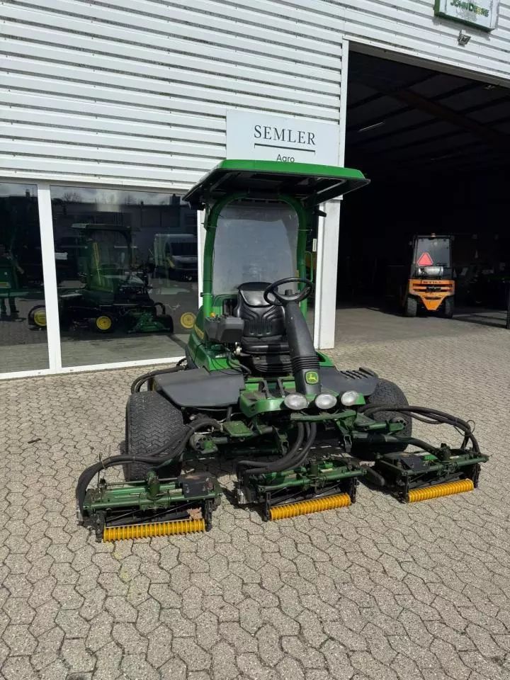 John Deere 8700 Cortadora de césped 31.466 €
