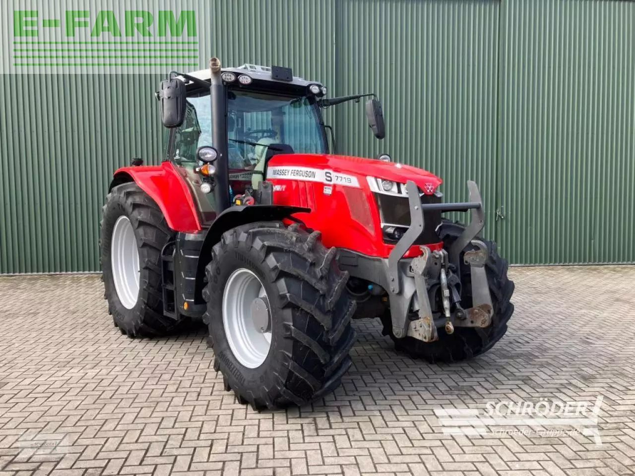 Massey Ferguson 7719 S Tractor 99.885 EUR