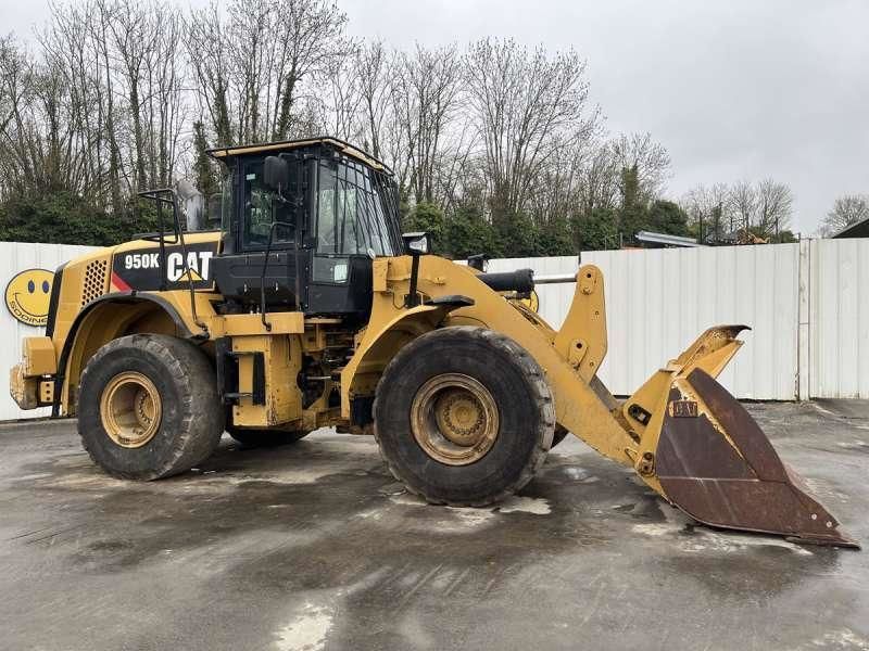 E-FARM: Caterpillar 950k - Chargeuse sur pneus - id HGCNKRU - 50 500 € - Année: 2013 - Lecture du nombre d'heure: 14 632,Puissance du moteur (chevaux): 215,France