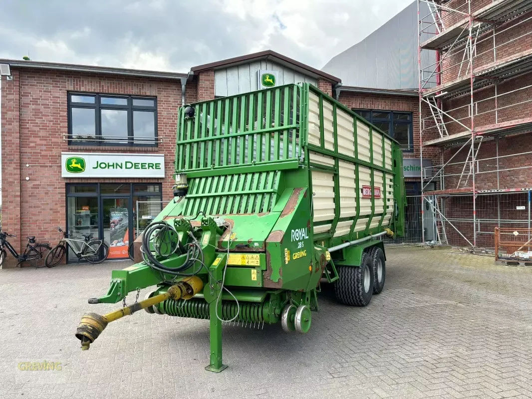 E-FARM: Bergmann Royal 28 S - Przyczepa - id MN9SBAU - 19 500 € - Rok produkcji: 2002 - Niemcy
