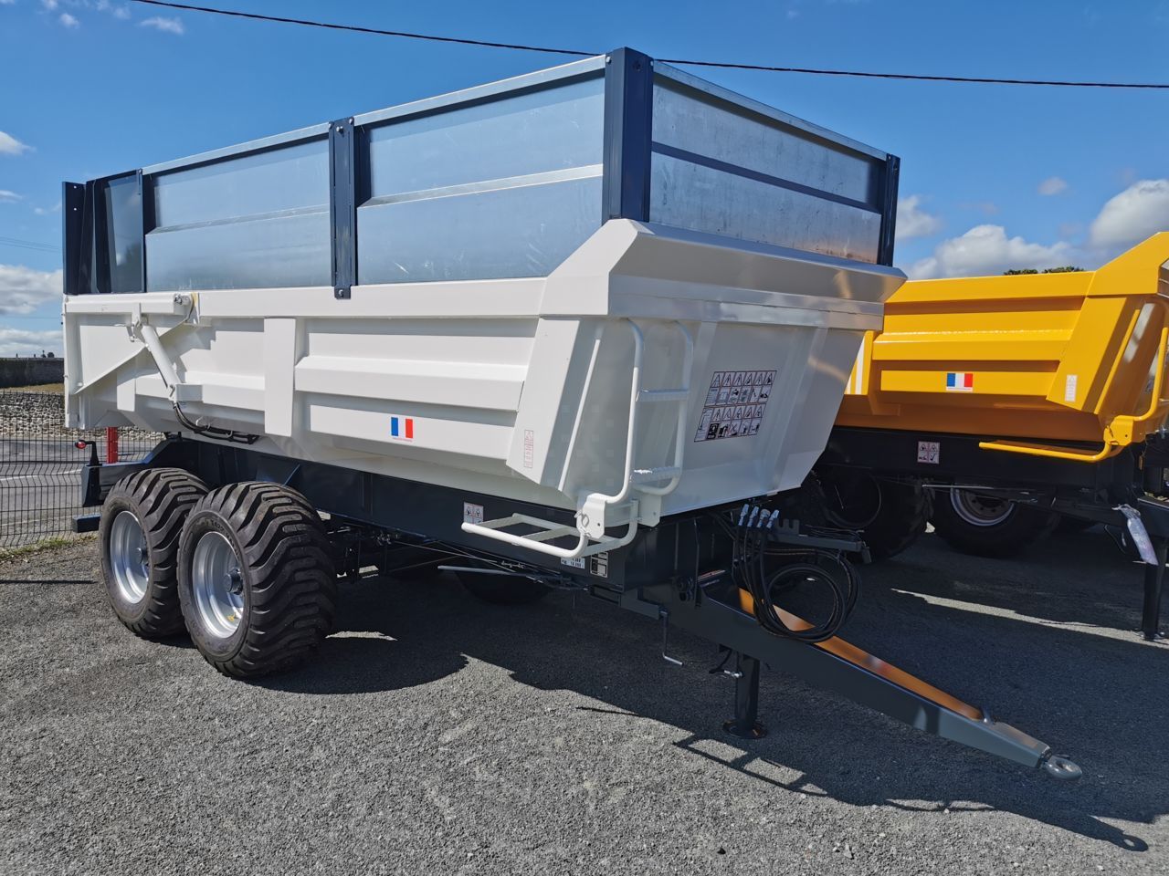E-FARM: lambert tp 15 - Benne - id UPDBYEX - 37 400 € - Année: 2024 - France