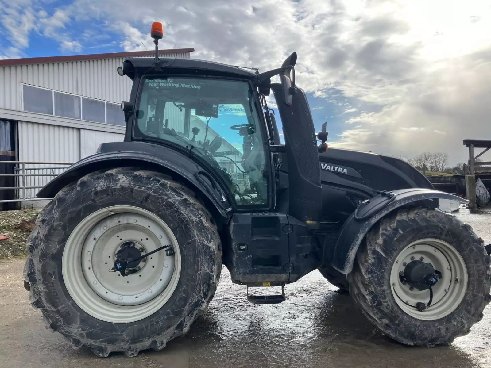 Valtra T 174 Tractor €75,000
