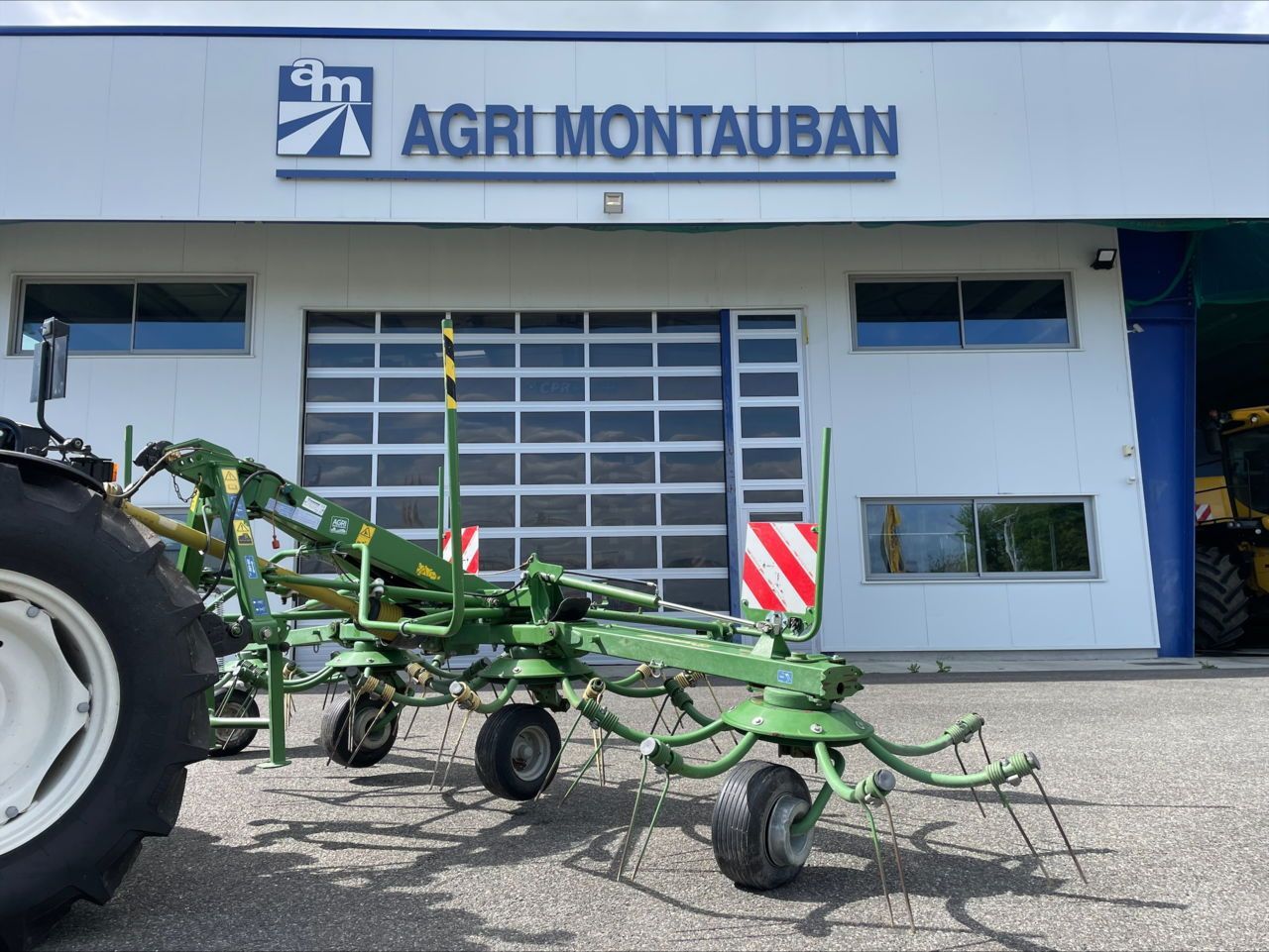 E-FARM: Krone KW 5.52/4x7 - Tedder - id L2DYFUP - 6 000 € - Rok výroby: 2019 - Francie