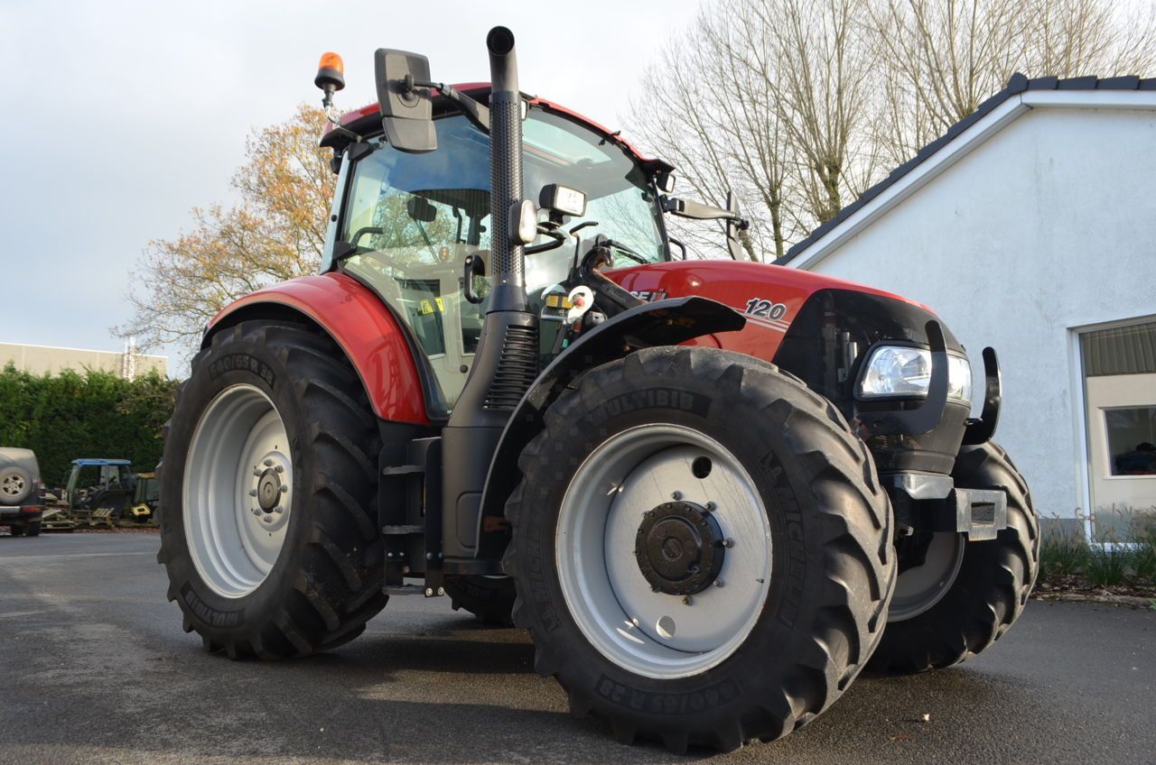 E-FARM: Case IH Luxxum 120 - Traktor - id 8BGSALV - 54.000 € - Baujahr: 2018 - Abgelesene Motorstunden: 3.213,Motorleistung (PS): 120,Belgien