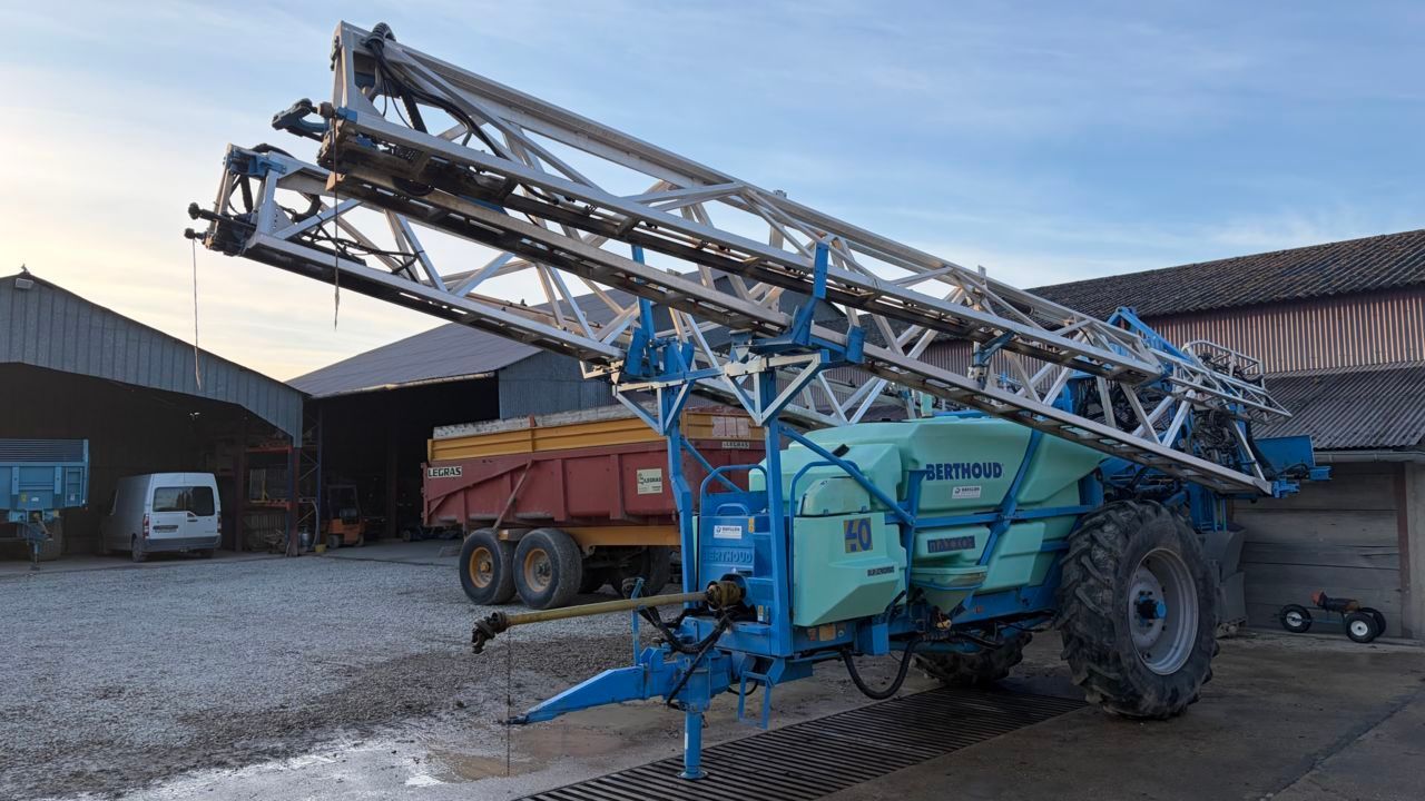 Berthoud Maxxor 40 Permetezőgép 10 000 EUR