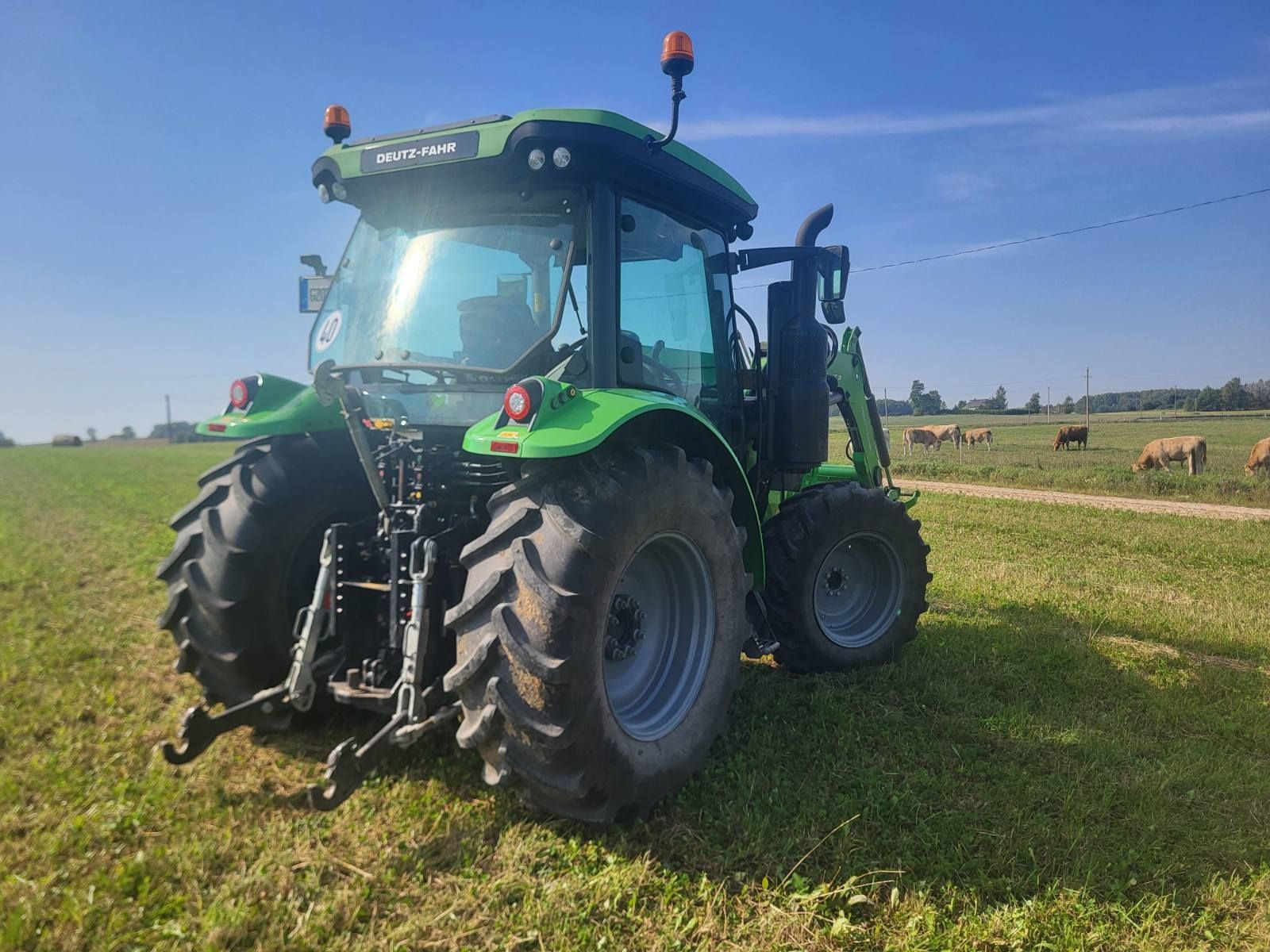 E-FARM: Deutz-Fahr 5105 - Tractor - id YB7CGJS - €43,000 - Year of construction: 2022 - Engine hours: 990,Engine power (HP): 101,Lithuania