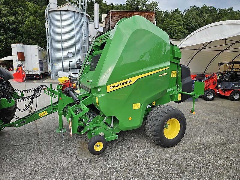 John Deere V451M Ballenpresse 49.917 €