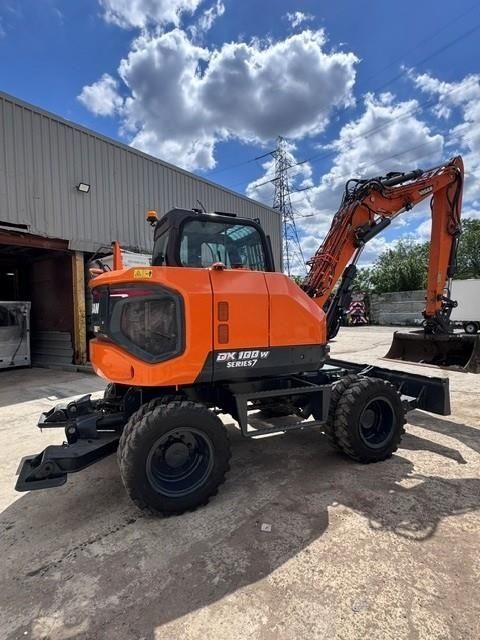 Doosan dx 100 w series 7 Koparka gąsienicowa 80 403 €
