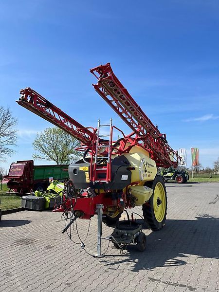 E-FARM: Kverneland Ikarus S38 - Opryskiwacz - id PDGNGXZ - 16 900 € - Rok produkcji: 2013 - Niemcy