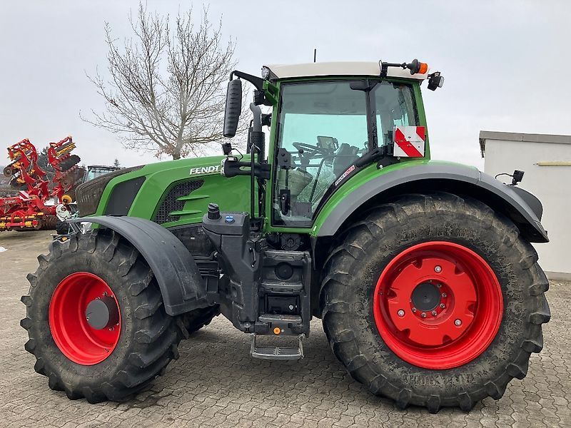 Fendt 828 Vario Profi Plus Traktor 135.500 €