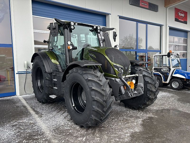 E-FARM: Valtra N175 Direct - Tractor - id UMCTHST - 138.250 € - Año: 2025 - Horas: 50,Potencia del motor: 165,Austria
